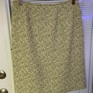 Vintage Kasper Pencil Skirt Green Floral 6P Petite 1990s